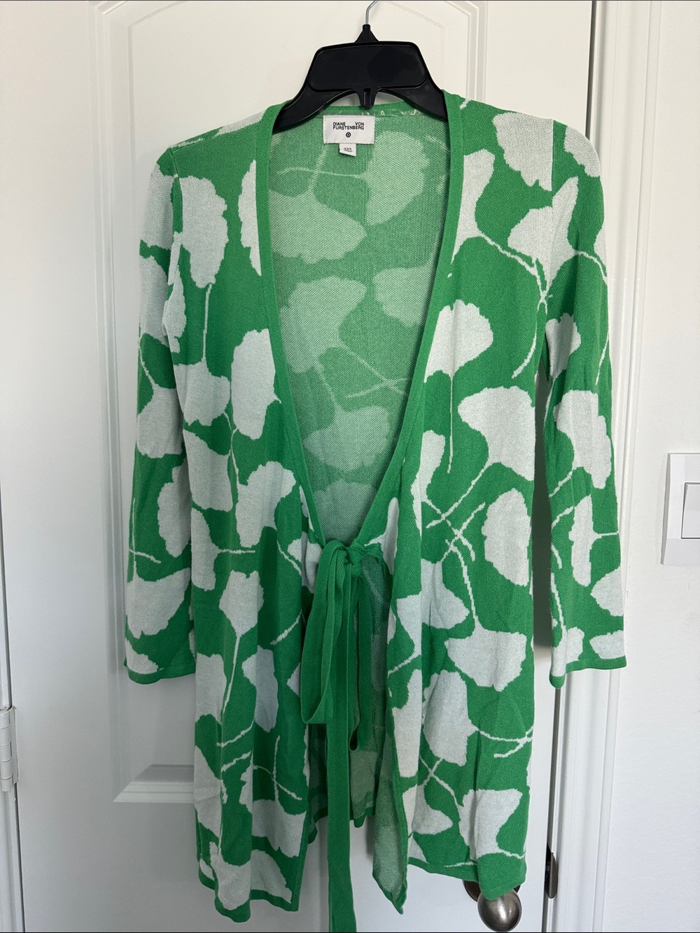 Diane Von Furstenberg Green and White Knit Top